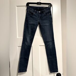 Size 25 dark denim skinny jeans